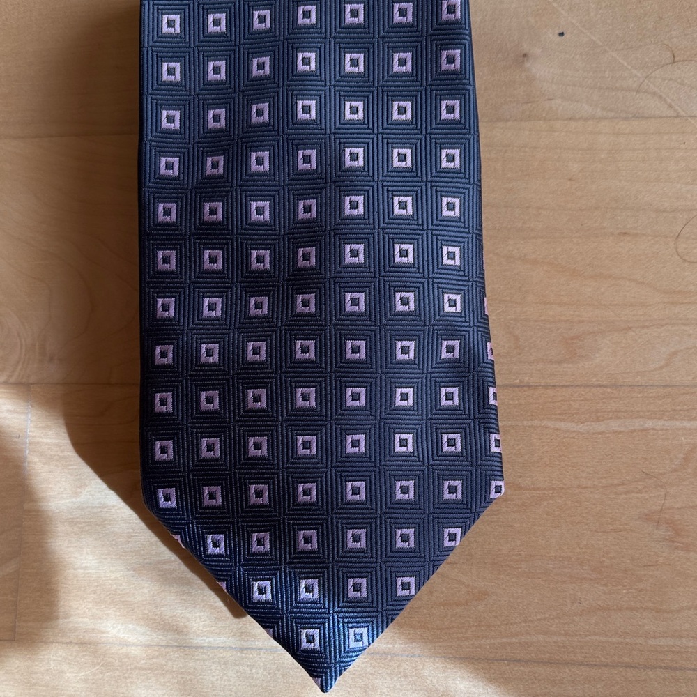 Ermenegildo Zegna Black and Pink Square Pattern Tie